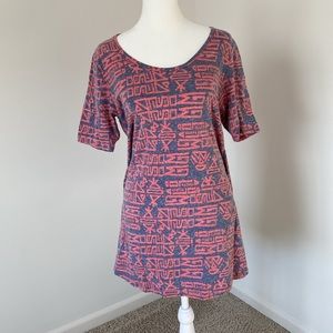 LulaRoe Classic T 💕